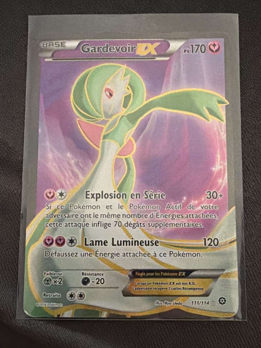 Gardevoir — Carte #111, état Light Played (visuel provisoire)